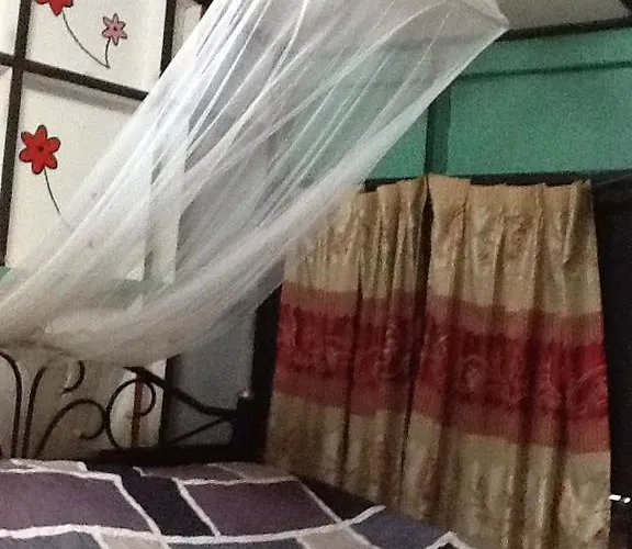 Guest house New Phiman Riverview