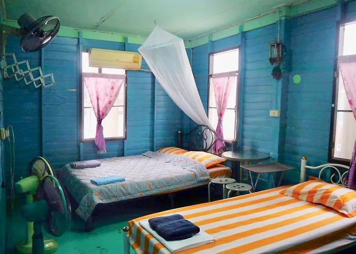 New Phiman Riverview Guest house