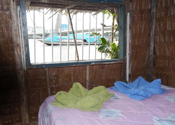 Guest house New Phiman Riverview *